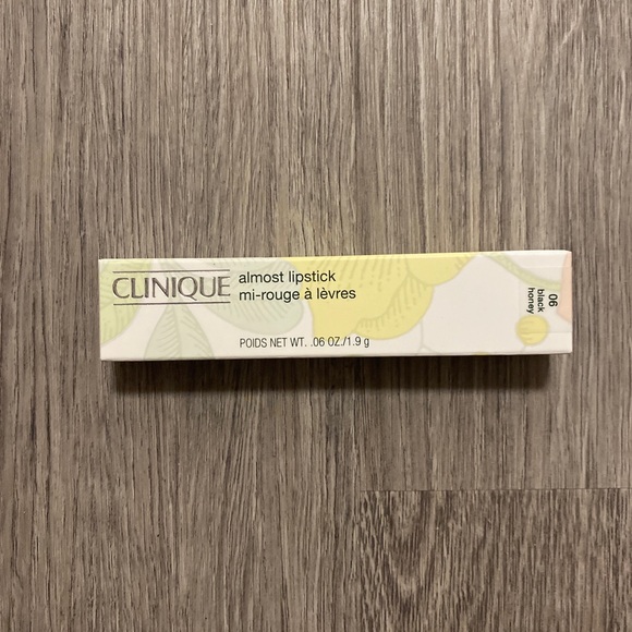⭐️HOST PICK⭐️ Clinique Almost Lipstick in Black Honey - Picture 2 of 5